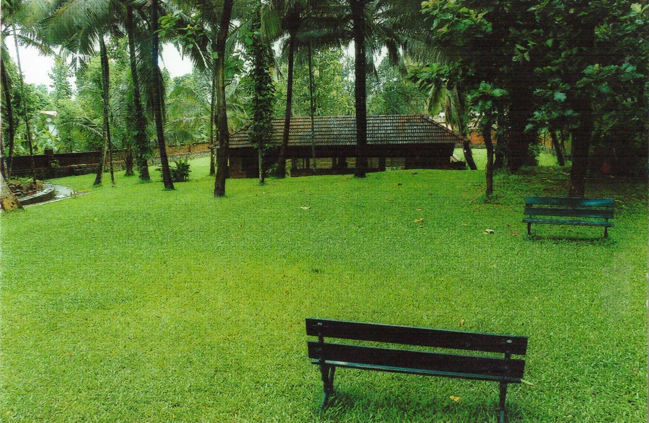 Hotel Chengara Heritage Malappuram Exterior foto